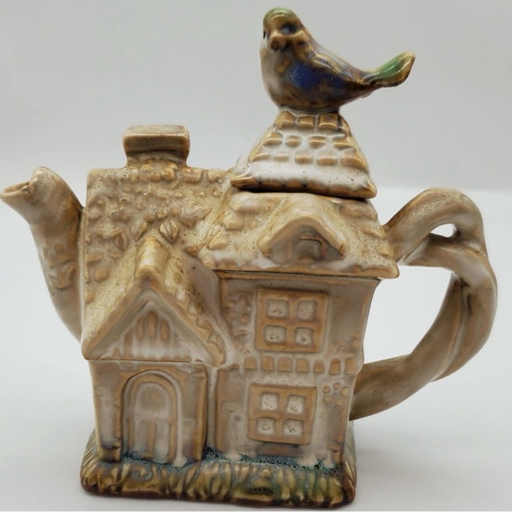 Vintage Mini Ceramic Creamer w/ Adorable Green Bird